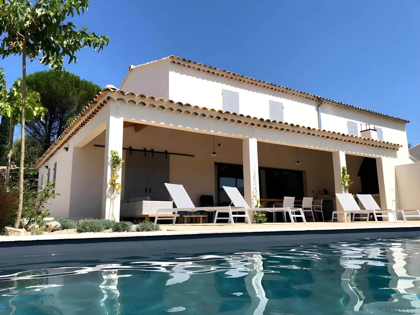Villa Vintour Website Preview